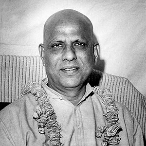 Black and white portrait of Swami Kripalvananda in India