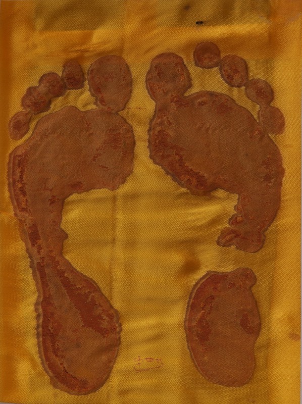 The feet of Swami Kripalvananda (Swami Kripalu). Sandalwood paste on silk.
