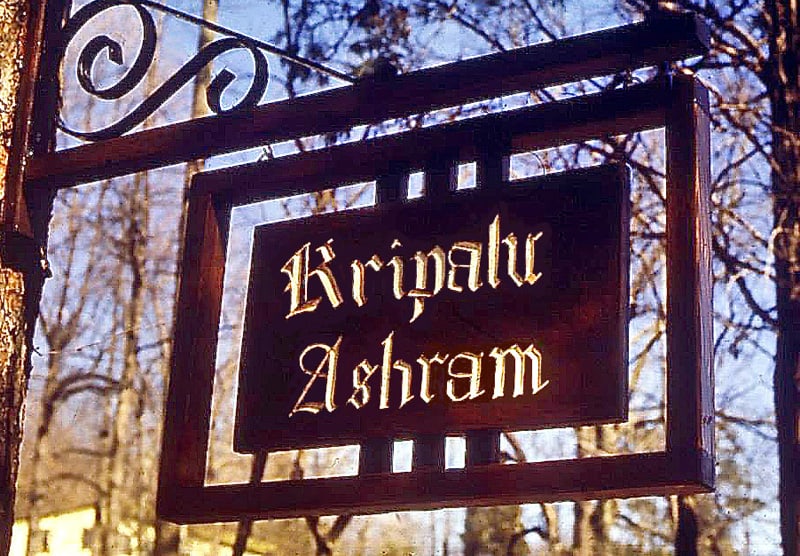 Kripalu Yoga Ashram entrance sign