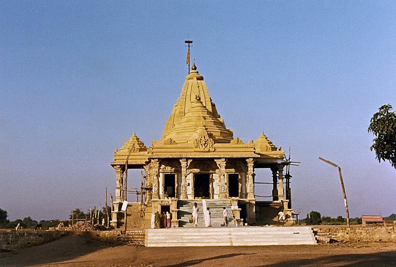 Brahmeshwara Jyotirshivalinga Temple, under construction. 1974.