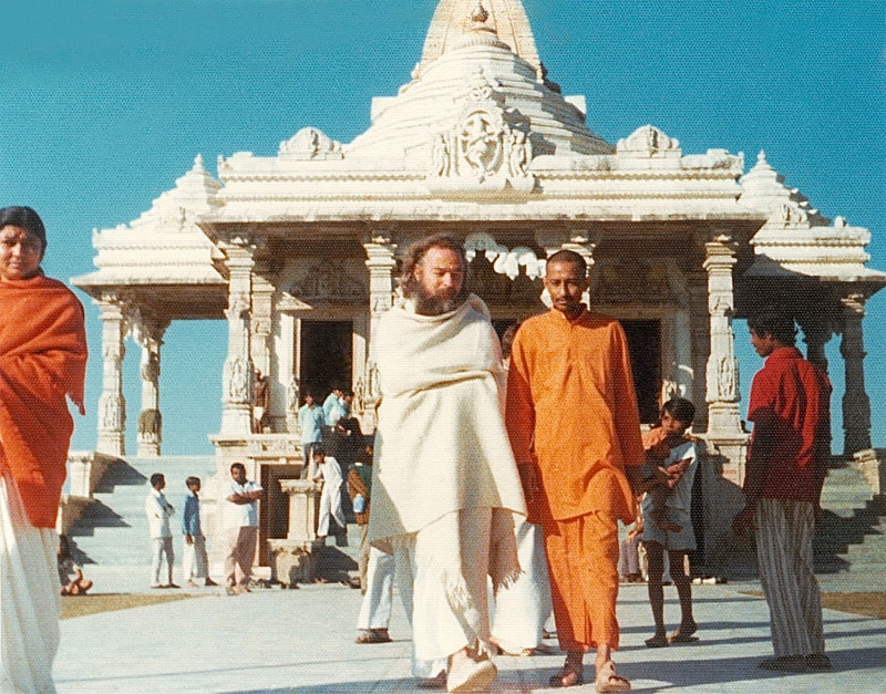 Yogeshwar Muni. Swami Rajarshi Muni. Kayavarohan, India