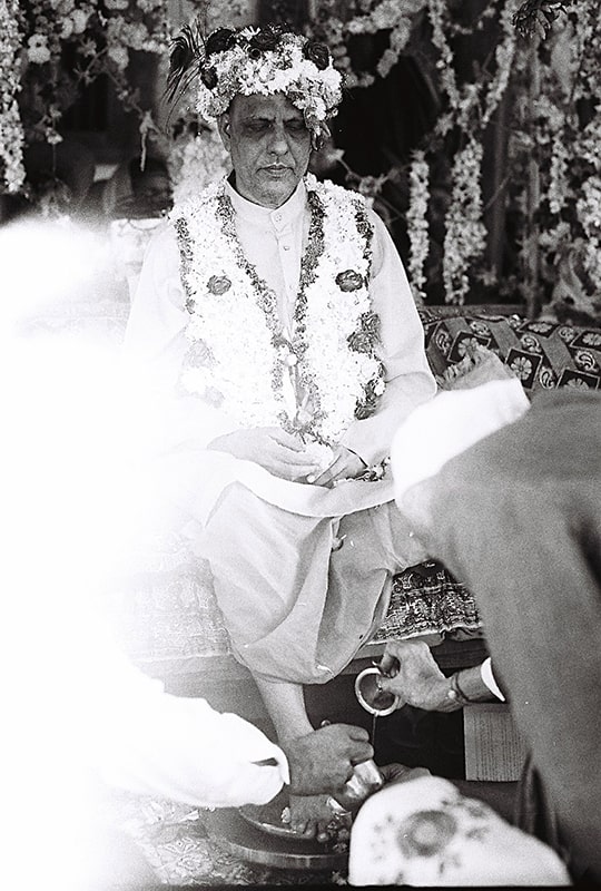 Swami Kripalvanands (Swami Kripalu) at his 60th Birthday celebration in the villages of Rajpipla and Umalla – January 13, 1974