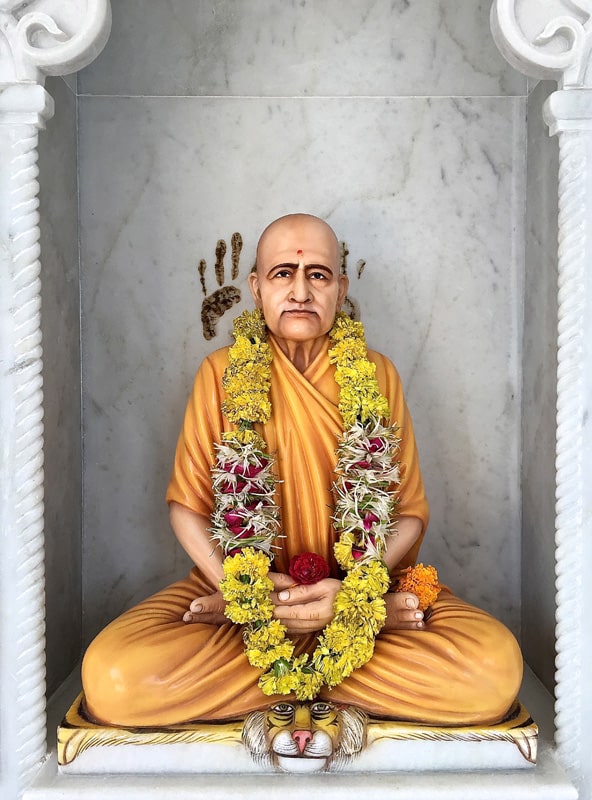 Prana Pratishtha 2016. Swami Shree Shantanandaji gave Swami Kripalvananda Sannyasa Diksha. Kripalvananda is his initiated name.
