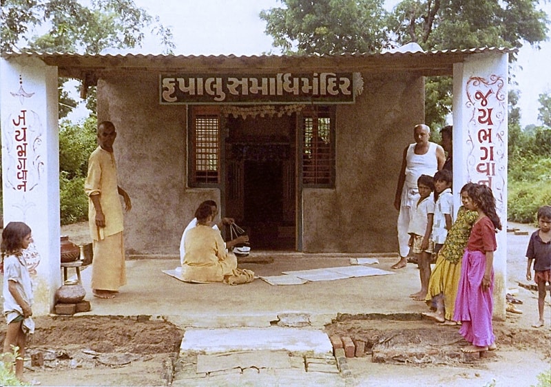 Mahasamadhi 1981. Evolution of Kripalu Samadhi Mandir. Jaybhagwan – Krupalu Samadhi Mandir – Jaybhagwan