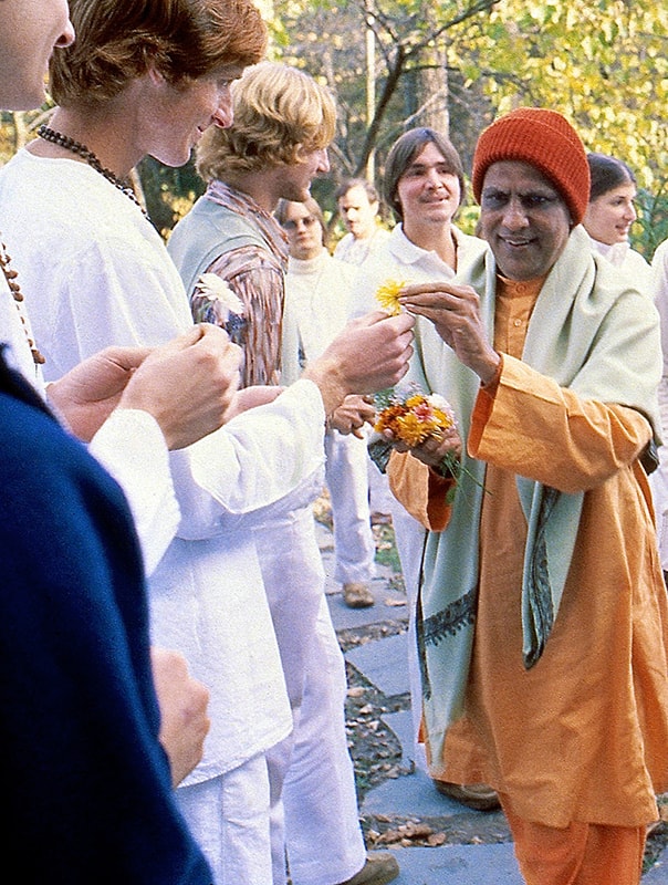 Swami Kripalvananda's (Swami Kripalu's) Arrival in America