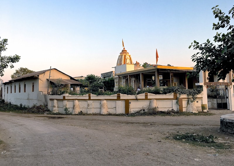 Runamukteshwar Mahadev-Mota Fofalia Village (Shiv Temple).