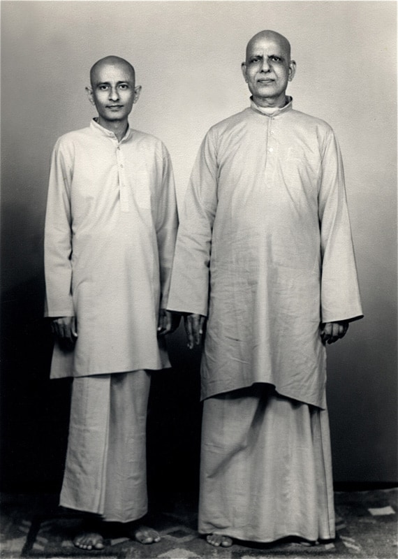 Swami Rajarshi Muni and Swami Kripalvananda (Swami Kripalu)