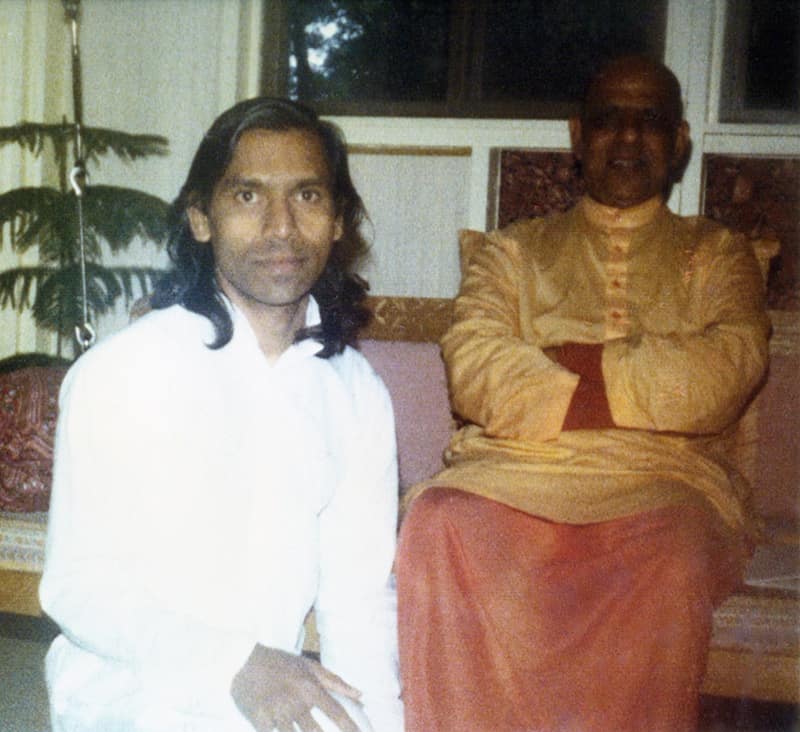 Thakor Patel with Swami Kripalvananda (Swami Kripalu)
