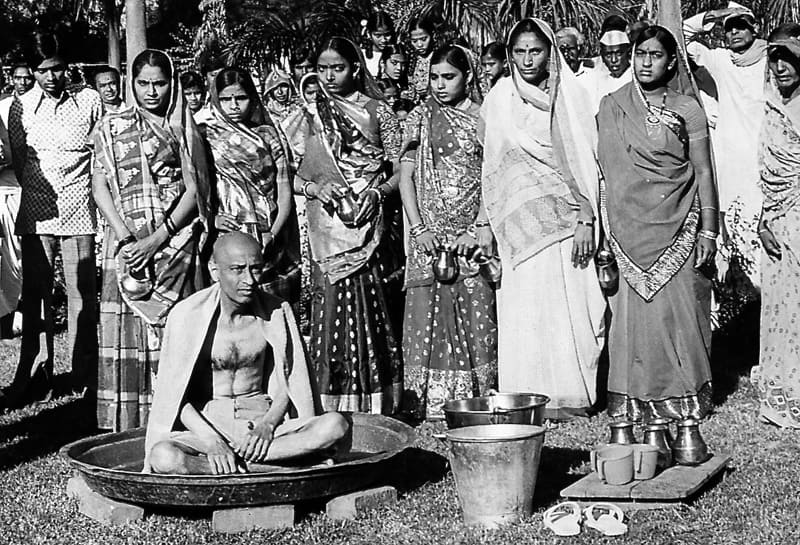 Historical Photographs related to Swami Kripalvananda (Swami Kripalu)