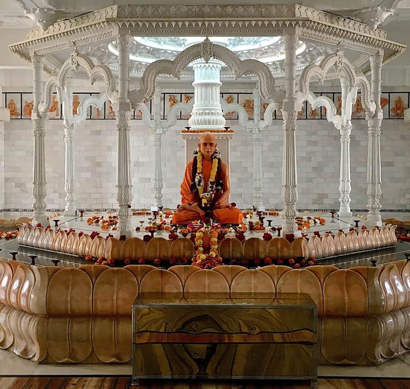 Evolution of Kripalu Samadhi Mandir. Swami Kripalvananda (Swami Kripalu) is buried beneath his murti.